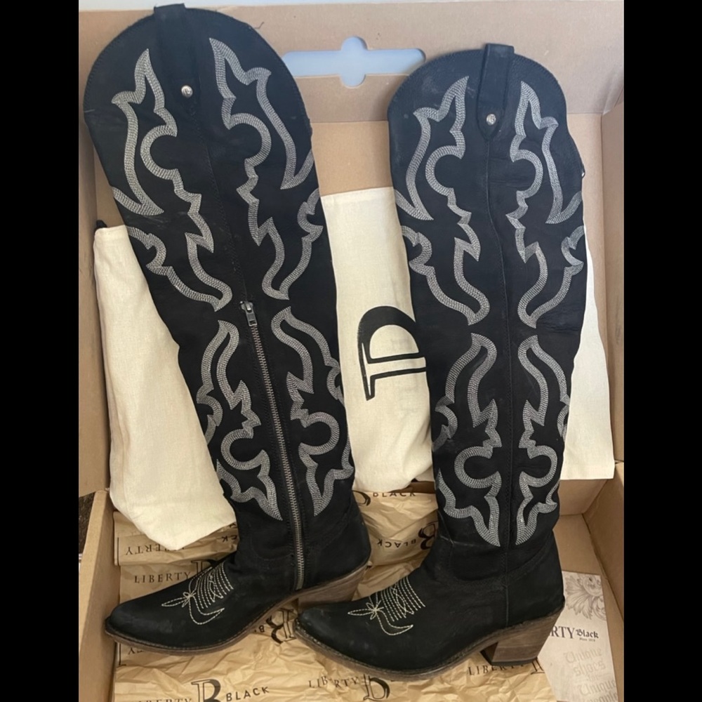 Liberty Black Allyssa Negro